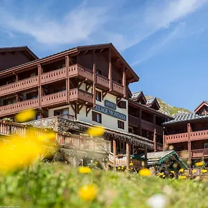 4* Hotel Village Montana